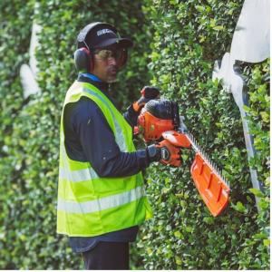 Echo HCS-3810ES 33 Hedge Cutter 700x 700 1